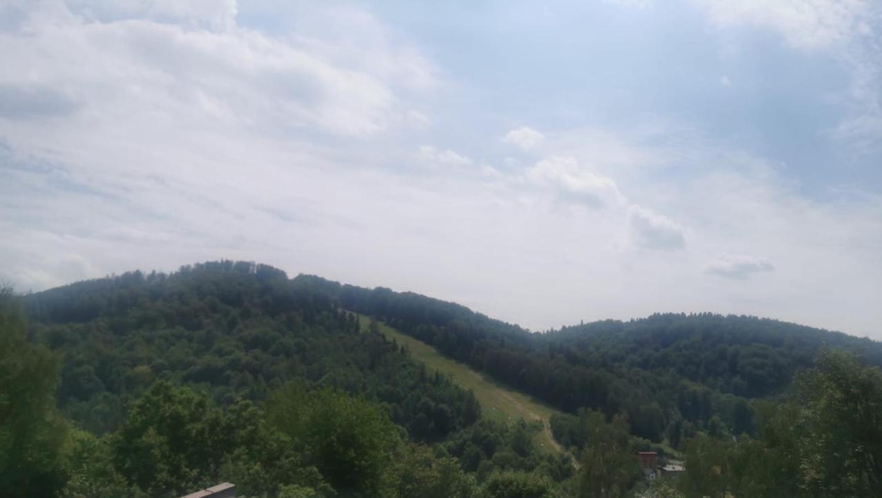 אוסטראון Hearth Hill View Apartment מראה חיצוני תמונה