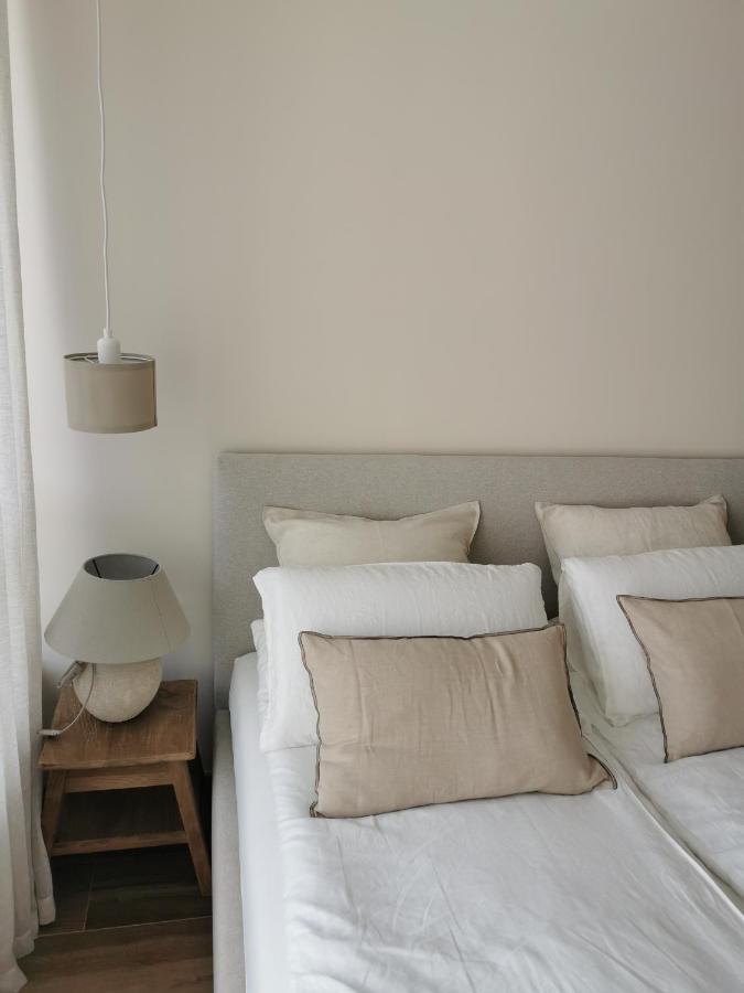 אוסטראון Hearth Hill View Apartment מראה חיצוני תמונה