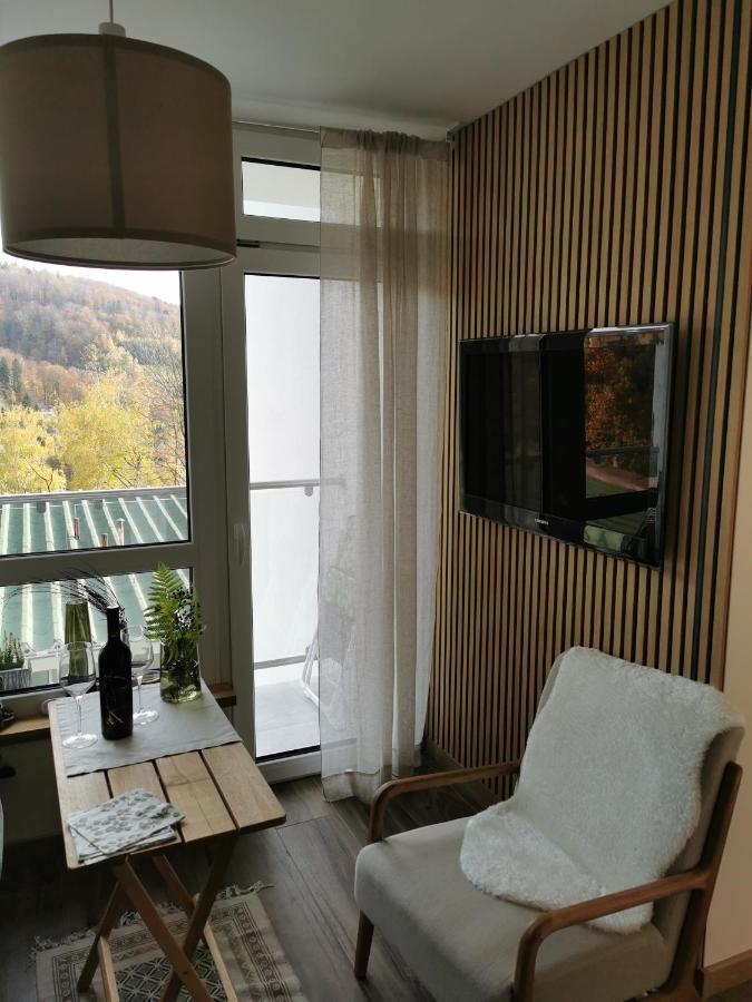 אוסטראון Hearth Hill View Apartment מראה חיצוני תמונה