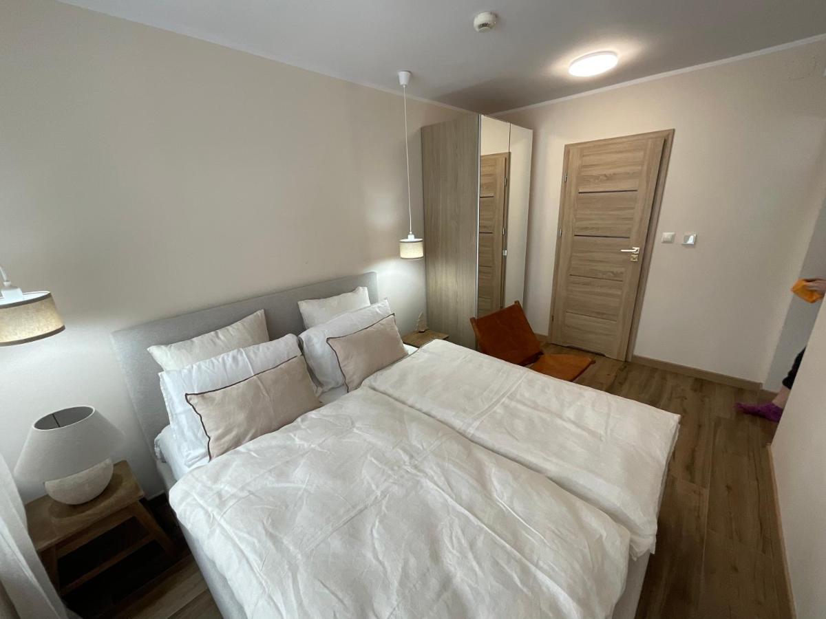 אוסטראון Hearth Hill View Apartment מראה חיצוני תמונה